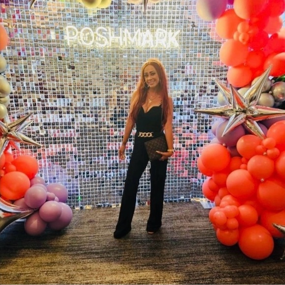 ❤️BELLA is LIVE ❤️ LIKE to be Notified When I Go LIVE - Picture 15 of 16